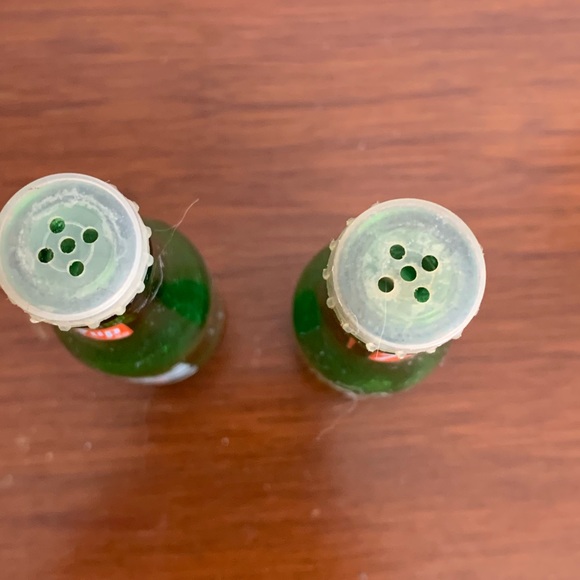 7up Salt & Pepper Sets - Picture 2 of 4